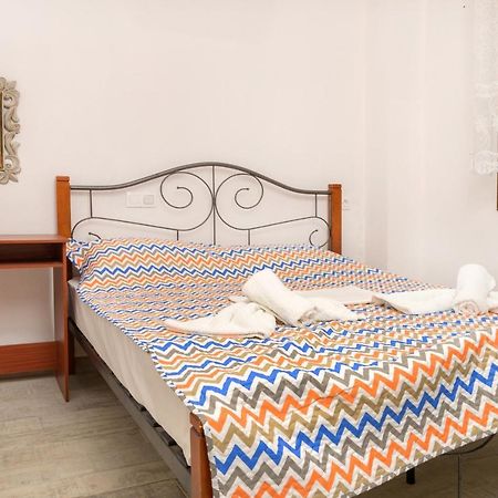 Danai House 3 Daire Nea Roda Dış mekan fotoğraf